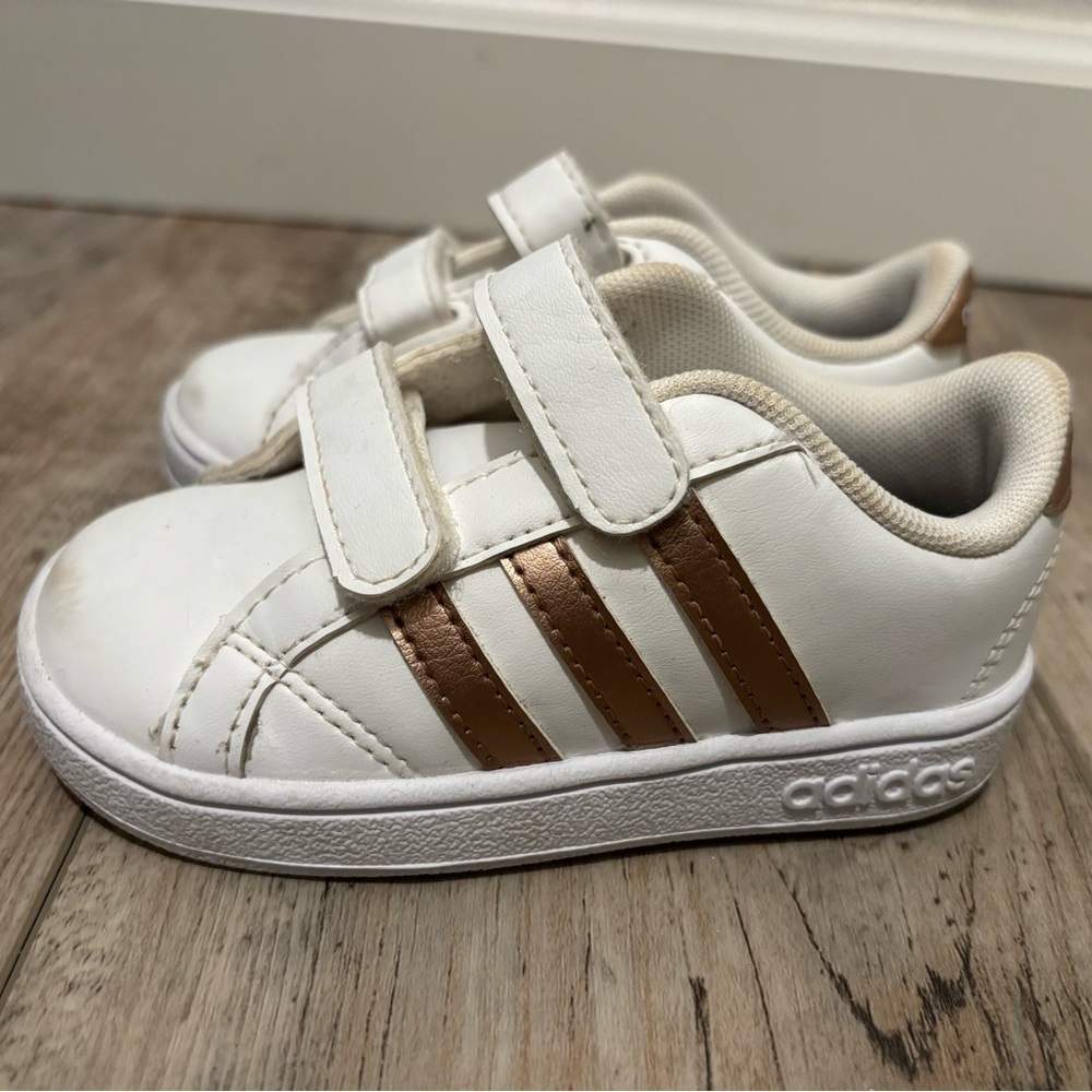Adidas Bronze Sneaker Superstar Double Strap Kids Sz 6 Toddler - Picture 7 of 8